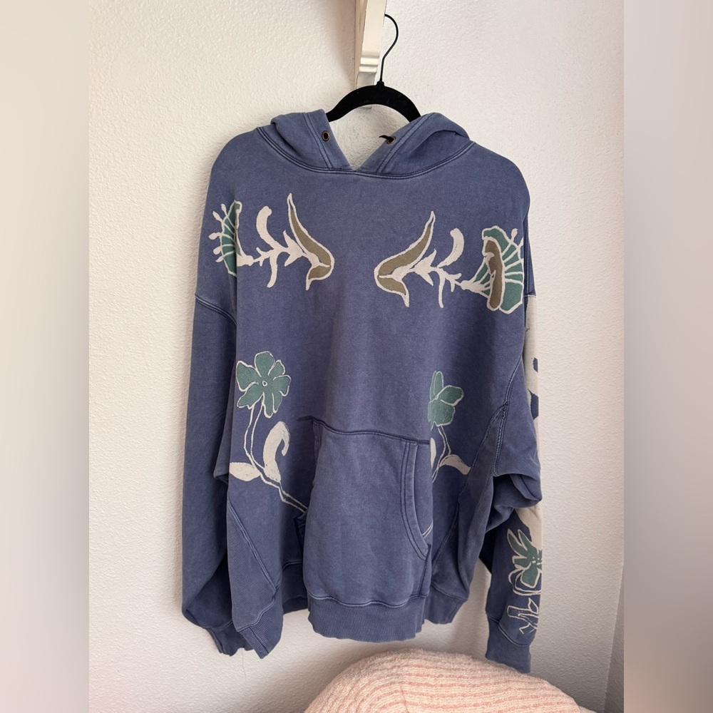 Free People Blue and Green Graphic Sweatshirt